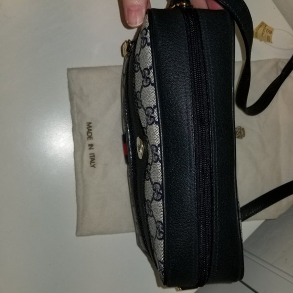 Vintage 1980's Vintage Gucci Blue Messenger Bag - Picture 12 of 14